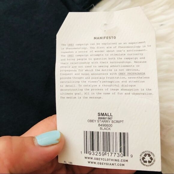 OBEY BLACK STARRY SCRIPT TEESHIRT WOMENS sz Small - Picture 4 of 8